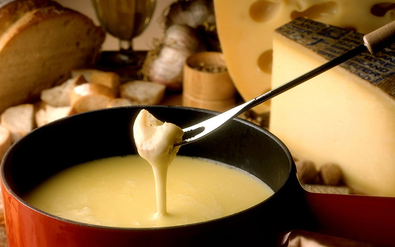 Swiss-Cheese-Fondue